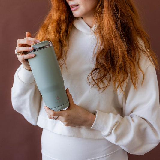30-oz-groove-tumbler-n8 4Manna_Website_Lifestyles-17.jpg